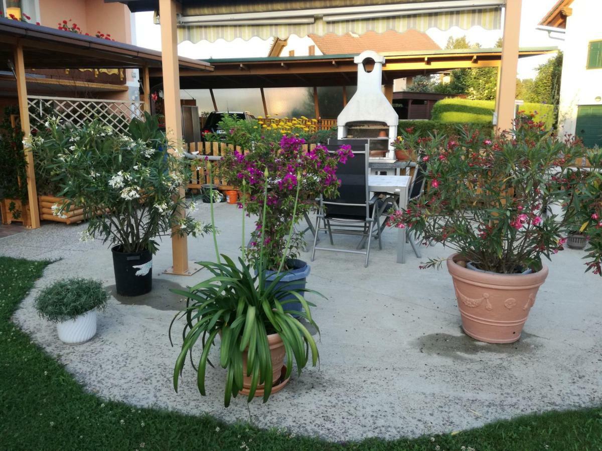 Ferienwohnung Und Gaestezimmer Gaspar Halbenrain Exterior foto